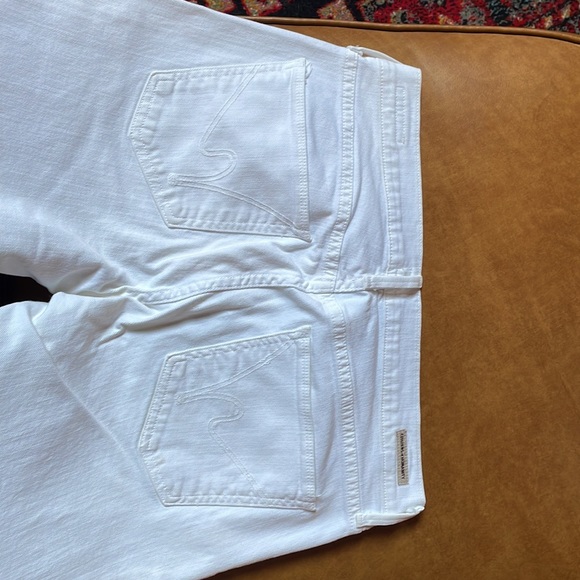 C of H Elaine white Jean Mid-rise size 31. Rise 8 in Inseam  31”. Leg opening 7” - Picture 2 of 6